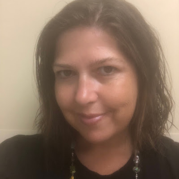 Meet your Posher, Heather - Picture 1 of 1